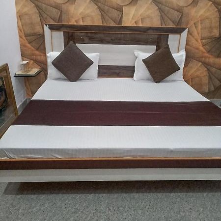 Branded Guest House Jalandhar Dış mekan fotoğraf