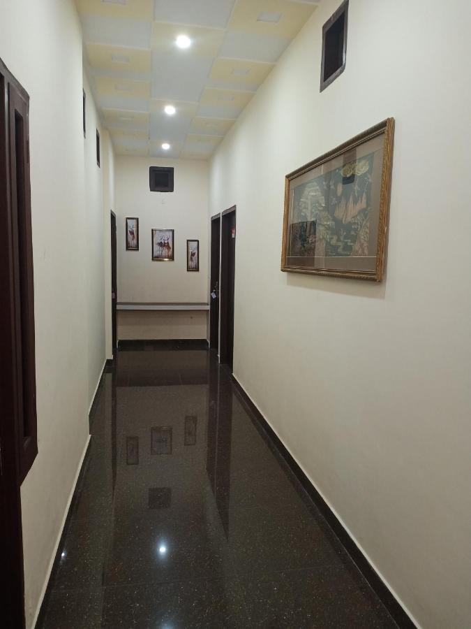 Branded Guest House Jalandhar Dış mekan fotoğraf